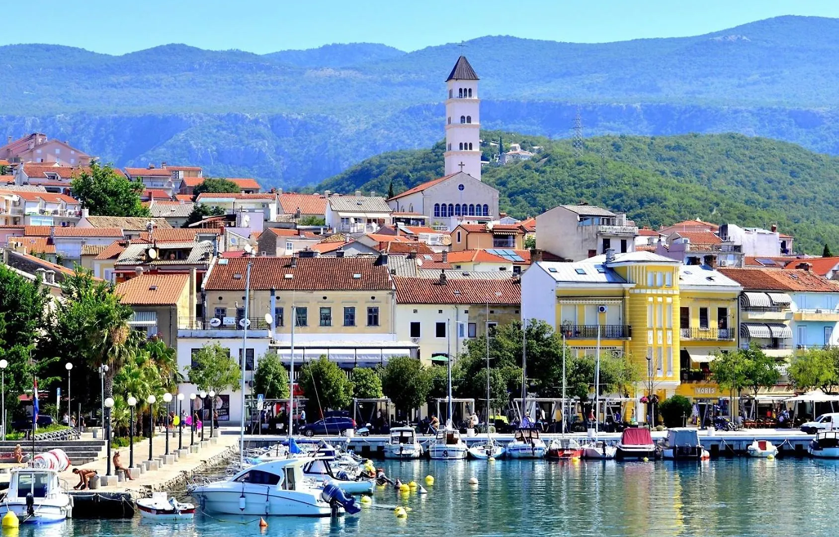 Apartments With A Parking Space Crikvenica - 22514
